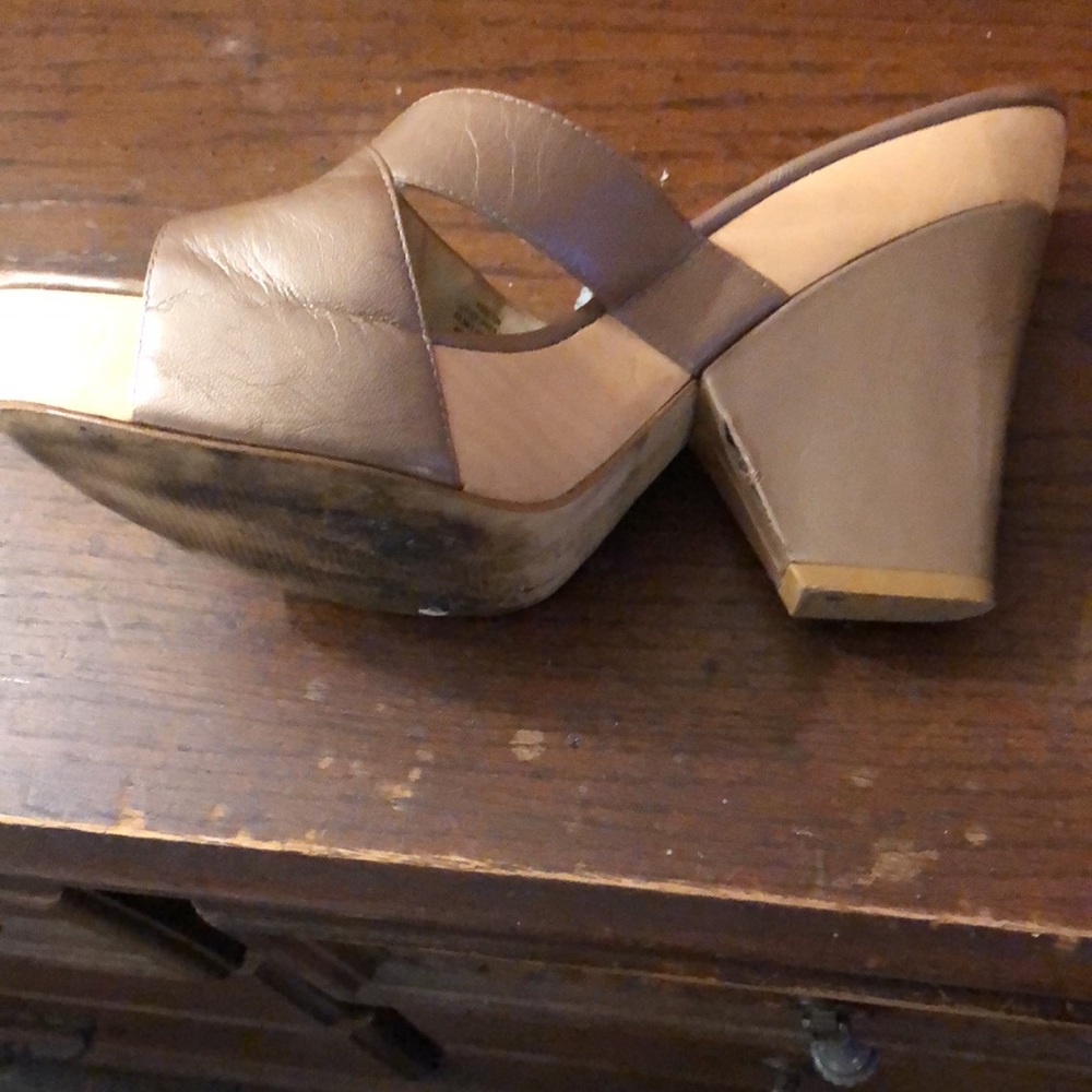 Sandals - Picture 3 of 6